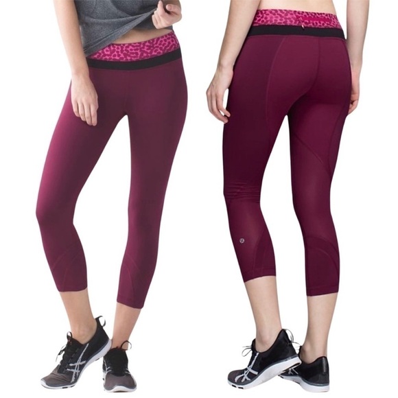 Lululemon Run Inspire Crop 2 Dashing Purple Ace Spot Jeweled Magenta Size 10 - Picture 1 of 7